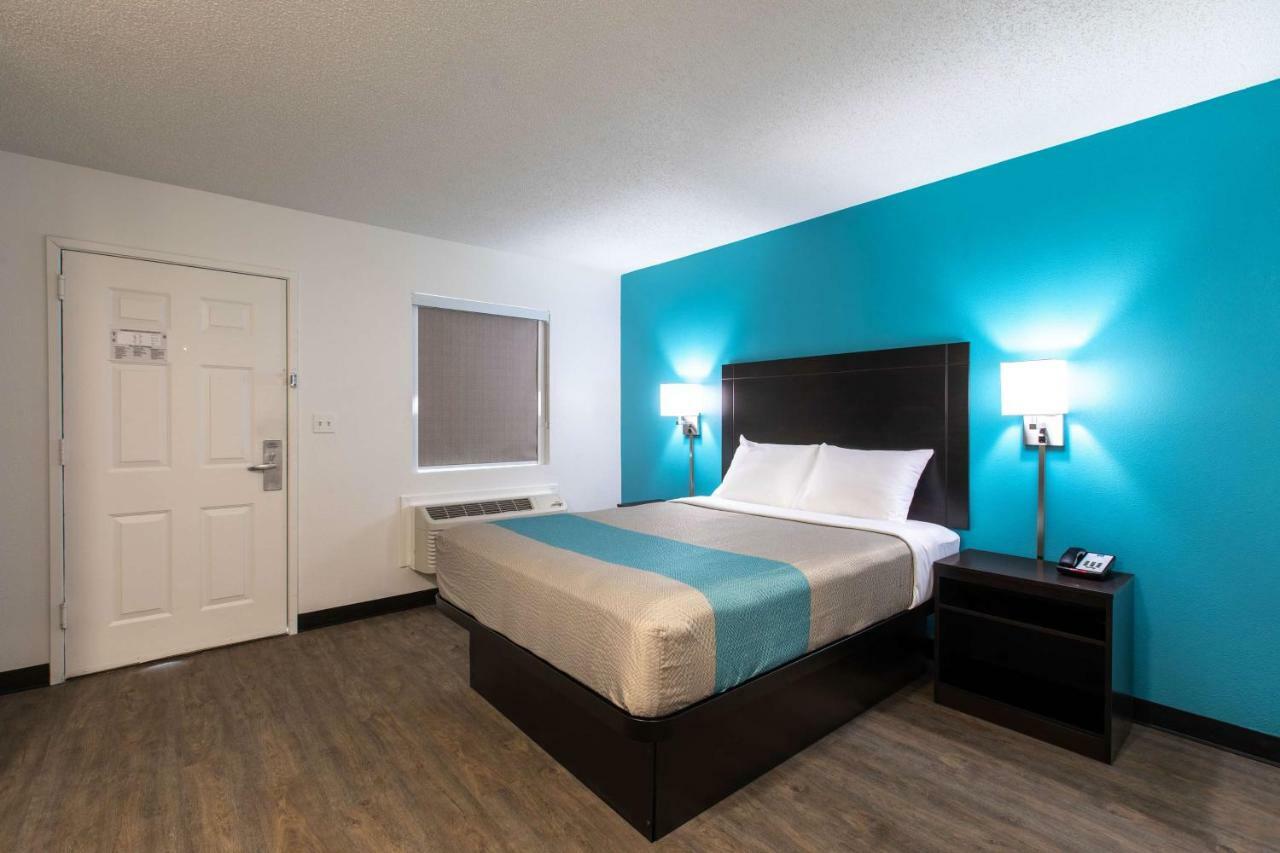 Motel 6-Greenville, Sc - I-85 Near Downtown Eksteriør billede